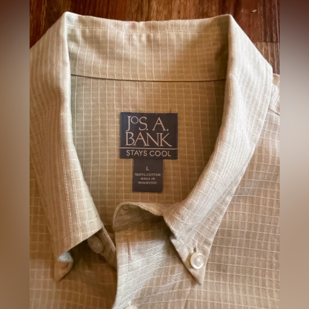 Jos. A. Bank Men’s Short Sleeve Shirt